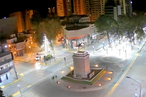 サンマルティン将軍の記念碑。 Webcams Neuquen