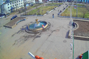 キーロフ広場。噴水。ウスチクット島のウェブカメラ