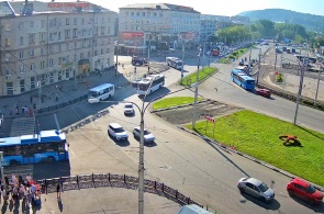 駅前広場。 ノヴォクズネツクのウェブカメラ