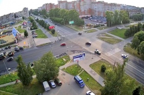 Leningradskaya - Novgorodskaya 通りの交差点。 ウェブカメラ ヴォログダ