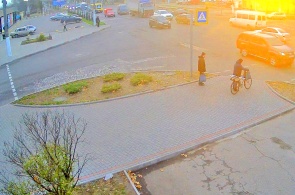 聖の交差点。 グリゾドゥボワとロモノソフ。 メリトポリウェブカメラ