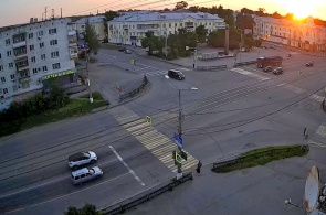 Frunze - Chernykh 通りの交差点。 ウェブカメラ ニジニ・タギル
