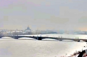堤防（概要）。 サンクトペテルブルクのウェブカメラ