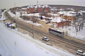 ドルゴデレーヴェンスコエのスヴェルドロフスカヤとレーニンの交差点。 チェリャビンスクのウェブカメラ