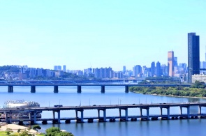 盤浦大橋の眺め。 ソウルのウェブカメラ