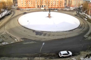 ロモノソフ広場。 ウェブカメラ セヴェロドヴィンスク