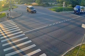 レーニンとグラジダンスカヤの交差点 (角度 1)。 ウェブカメラ クラスノエ・セロ
