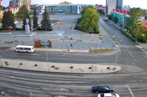勝利の広場。 アングル2 ペルボラルスクウェブカム