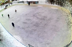 Chekhov通りのスケートリンク。 ウェブカメラキルジャチ